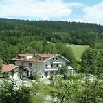 Landgasthof Zum Hirschenstein, Garni 3*