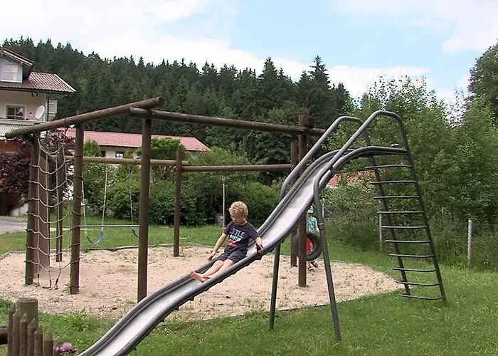 Guest house Landgasthof Zum Hirschenstein, Garni 3*